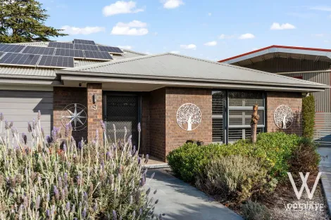 9 Press Ct, Kelso, NSW 2795
