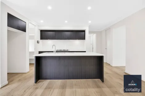 Property photo of 33 Angul Parade Deanside VIC 3336