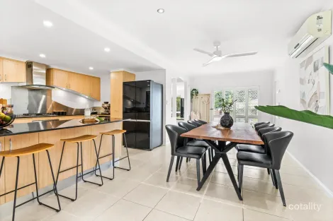 Property photo of 8 Tanganelli Close Kanimbla QLD 4870