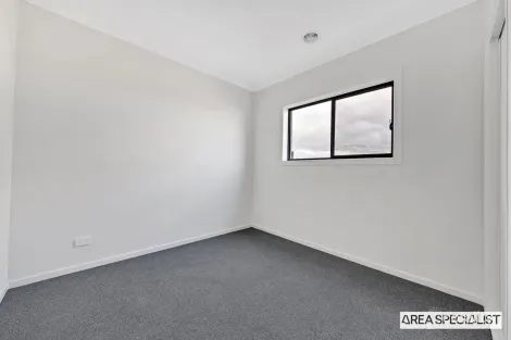 Property photo of 66 Lena Crescent Truganina VIC 3029