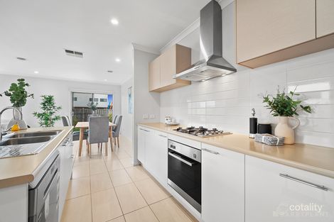 Property photo of 36 Westwood Boulevard Keysborough VIC 3173