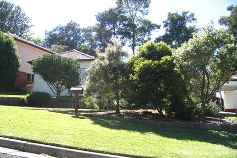 8 Roseview Ave, Roselands, NSW 2196