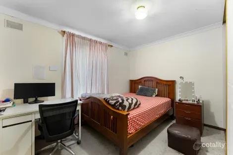 Property photo of 5 Monty Road Valley View SA 5093