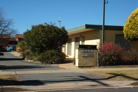 Property photo of 1/28 Donald Road Queanbeyan NSW 2620
