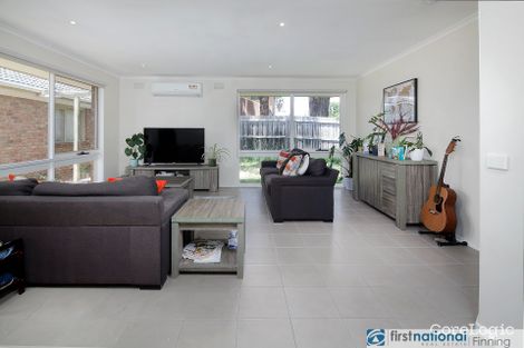 Property photo of 30 Ruffy Drive Cranbourne VIC 3977