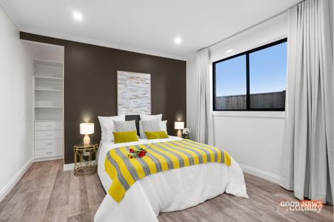 Property photo of 53 Lorikeet Circuit Rockbank VIC 3335