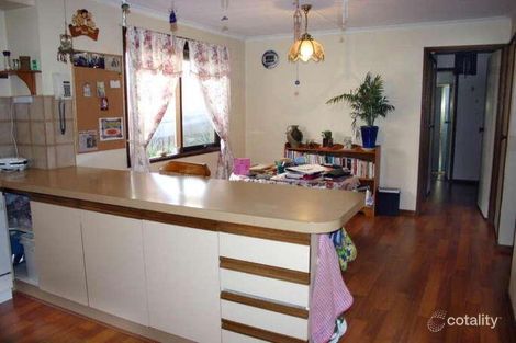 Property photo of 19 David Avenue Cranbourne VIC 3977