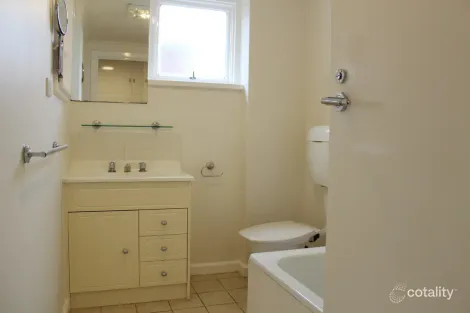 Property photo of 11/1A Sayer Crescent Sandy Bay TAS 7005