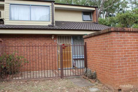 Property photo of 6/15-19 Fourth Avenue Macquarie Fields NSW 2564