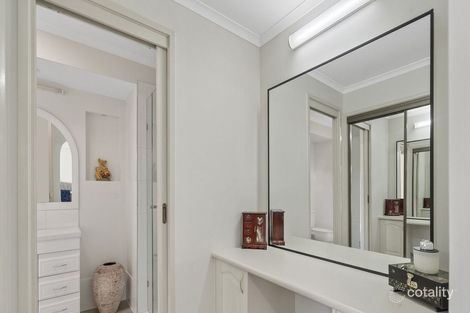 Property photo of 4 Berri Place Helensvale QLD 4212