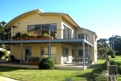 1/22 Bell Pde, St Leonards, VIC 3223