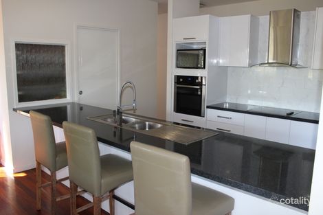 Property photo of 19 Solander Court Karana Downs QLD 4306