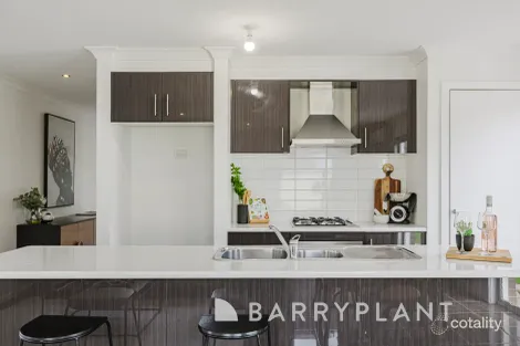 Property photo of 1/12 Marlo Drive Harkness VIC 3337