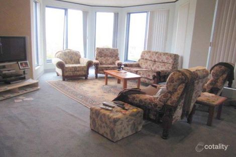 Property photo of 11 Mellor Rise Roxburgh Park VIC 3064