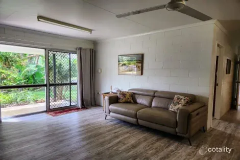 Property photo of 5 Dawson Street Bramston Beach QLD 4871
