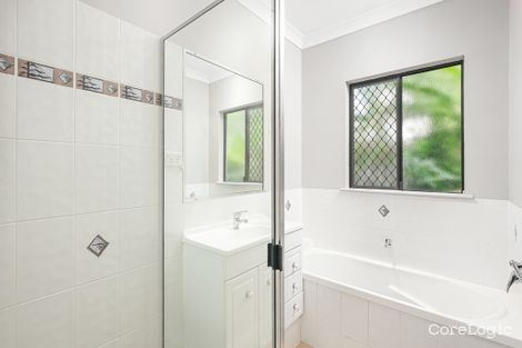 Property photo of 32 Altona Street Bentley Park QLD 4869