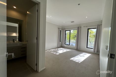 Property photo of 4 Cassinia Boulevard Maddingley VIC 3340