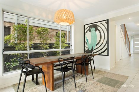 15 Griffin Rd, North Curl Curl, NSW 2099