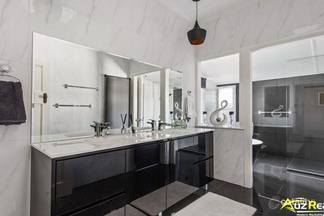 10 Simpson St, Beerwah, QLD 4519