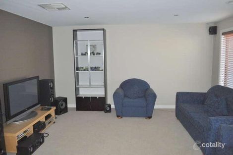 Property photo of 2 Ash Grove Thurgoona NSW 2640