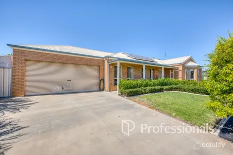 Property photo of 32 Calotis Street Red Cliffs VIC 3496