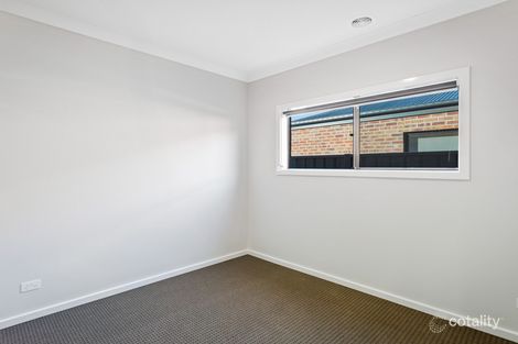 Property photo of 45 Stonefly Circuit Weir Views VIC 3338