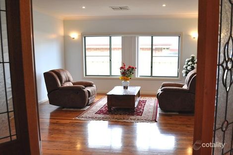 Property photo of 14 Dunvarleigh Crescent Griffith NSW 2680