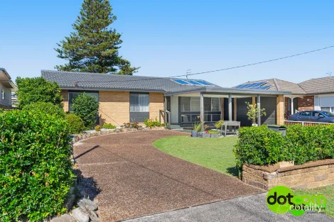 15 Crown St, Toukley, NSW 2263