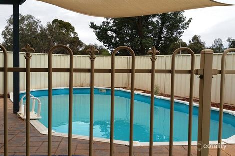 28 Hermit St, Roxby Downs, SA 5725