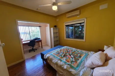 Property photo of 8 Indarra Street East Tamworth NSW 2340