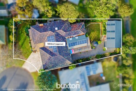 Property photo of 16 Amberley Court Highton VIC 3216