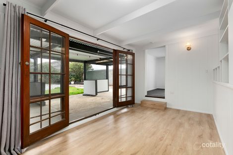 Property photo of 11 Doyle Street Avondale Heights VIC 3034