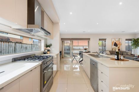 Property photo of 5 Grosvenor Street Keysborough VIC 3173