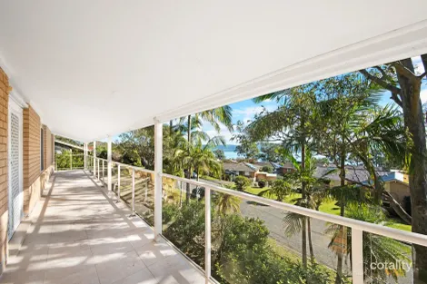 9 Pindari Tce, Green Point, NSW 2251
