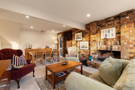 Property photo of 39 Maroong Drive Research VIC 3095