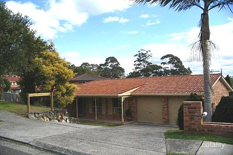 8 Beveridge Dr, Green Point, NSW 2251