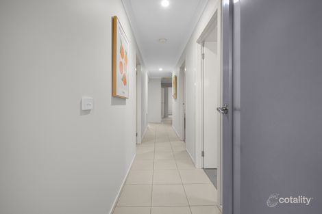 Property photo of 13 Kenora Way Mickleham VIC 3064