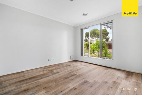 Property photo of 47 Barleygrass Crescent Brookfield VIC 3338