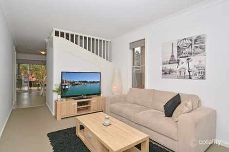 Property photo of 8/8 Angophora Drive Warabrook NSW 2304