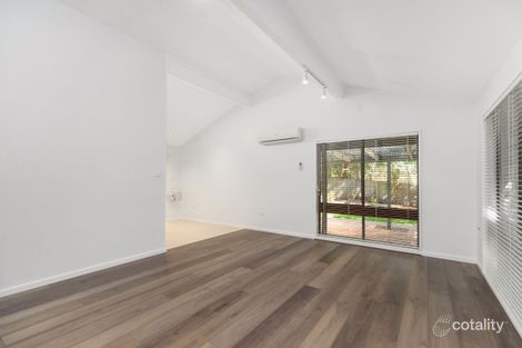 Property photo of 51 Wendy Drive Point Clare NSW 2250