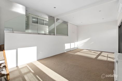 Property photo of 6 Waramanga Place Waramanga ACT 2611