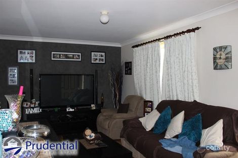 Property photo of 10 Quinion Place Ambarvale NSW 2560