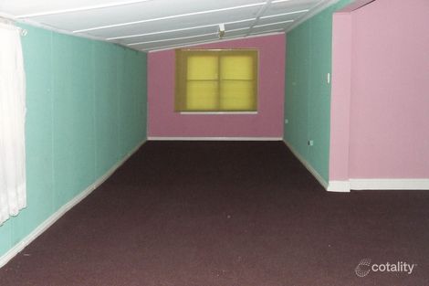 Property photo of 24 Jones Circuit Narromine NSW 2821