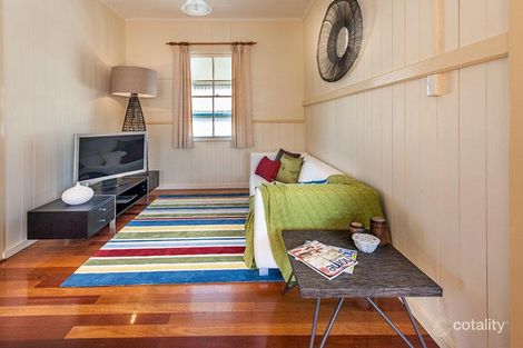 Property photo of 23 Pine Street Wynnum QLD 4178