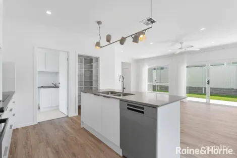 Property photo of 4 Brookwater Crescent Mollymook Beach NSW 2539