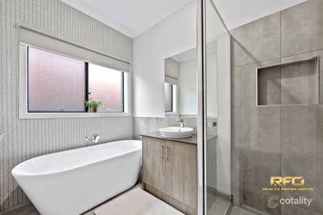 14 Starke St, Deanside, VIC 3336