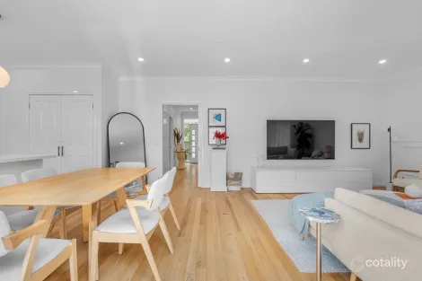 Property photo of 1/1152 Main Road Eltham VIC 3095