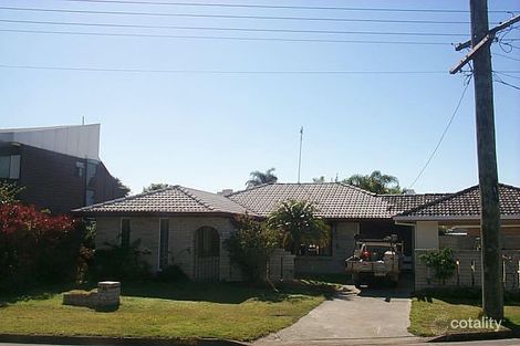 52 Allambi Ave, Broadbeach Waters, QLD 4218