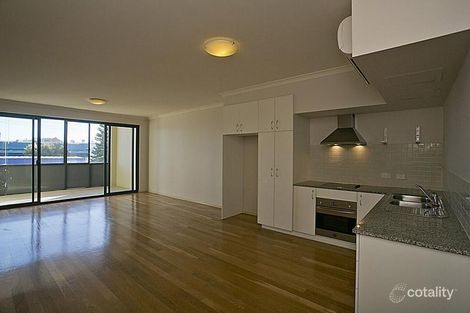 10/2-4 Pensioner Guard Rd, North Fremantle, WA 6159