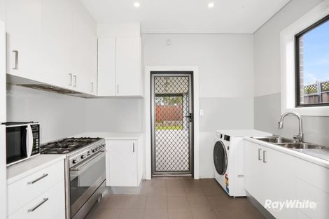 Property photo of 4 Mountview Avenue Doonside NSW 2767